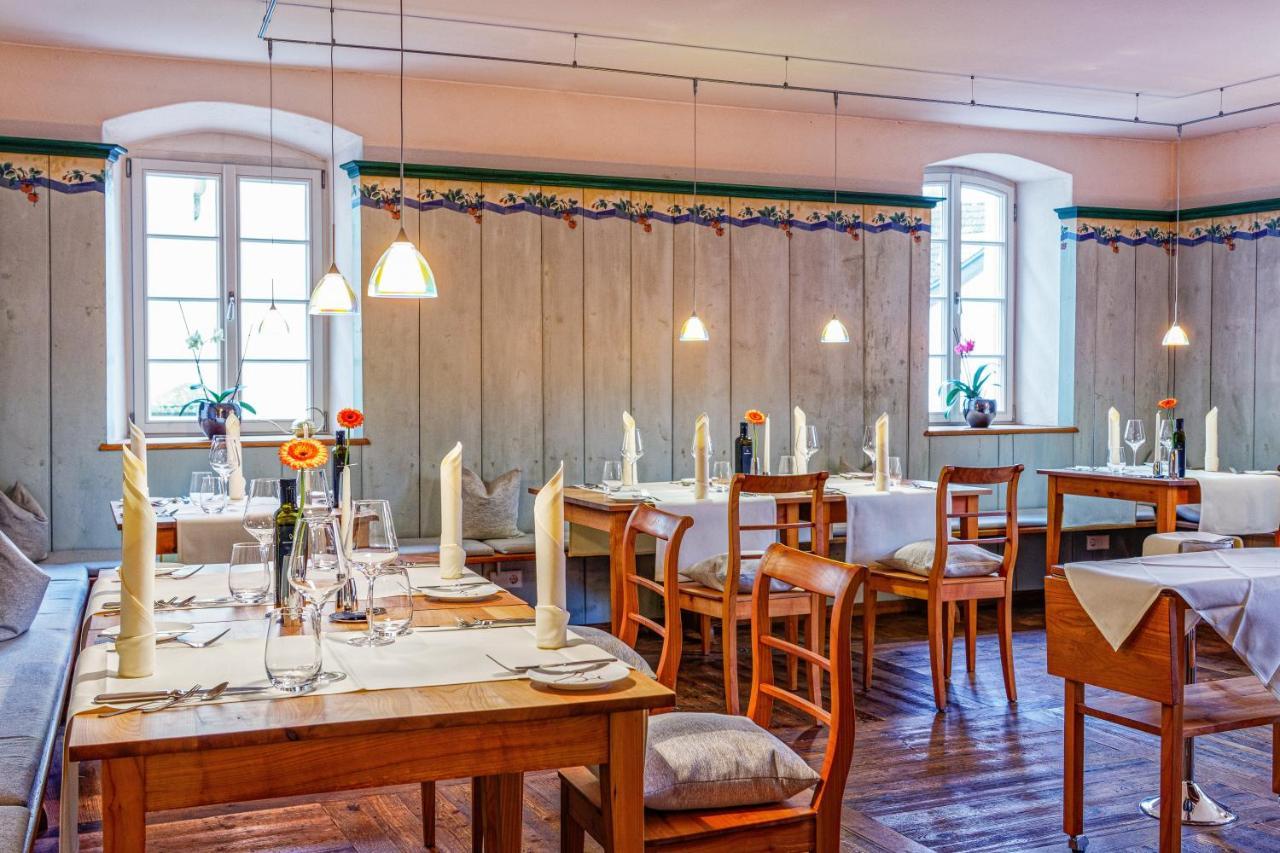 Romantik Hotel Meisenheimer Hof Bagian luar foto