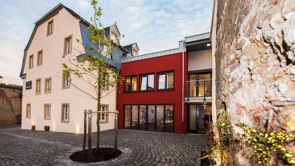 Romantik Hotel Meisenheimer Hof Bagian luar foto