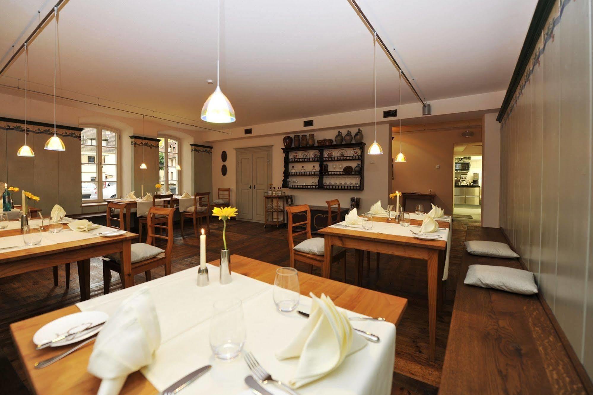 Romantik Hotel Meisenheimer Hof Bagian luar foto