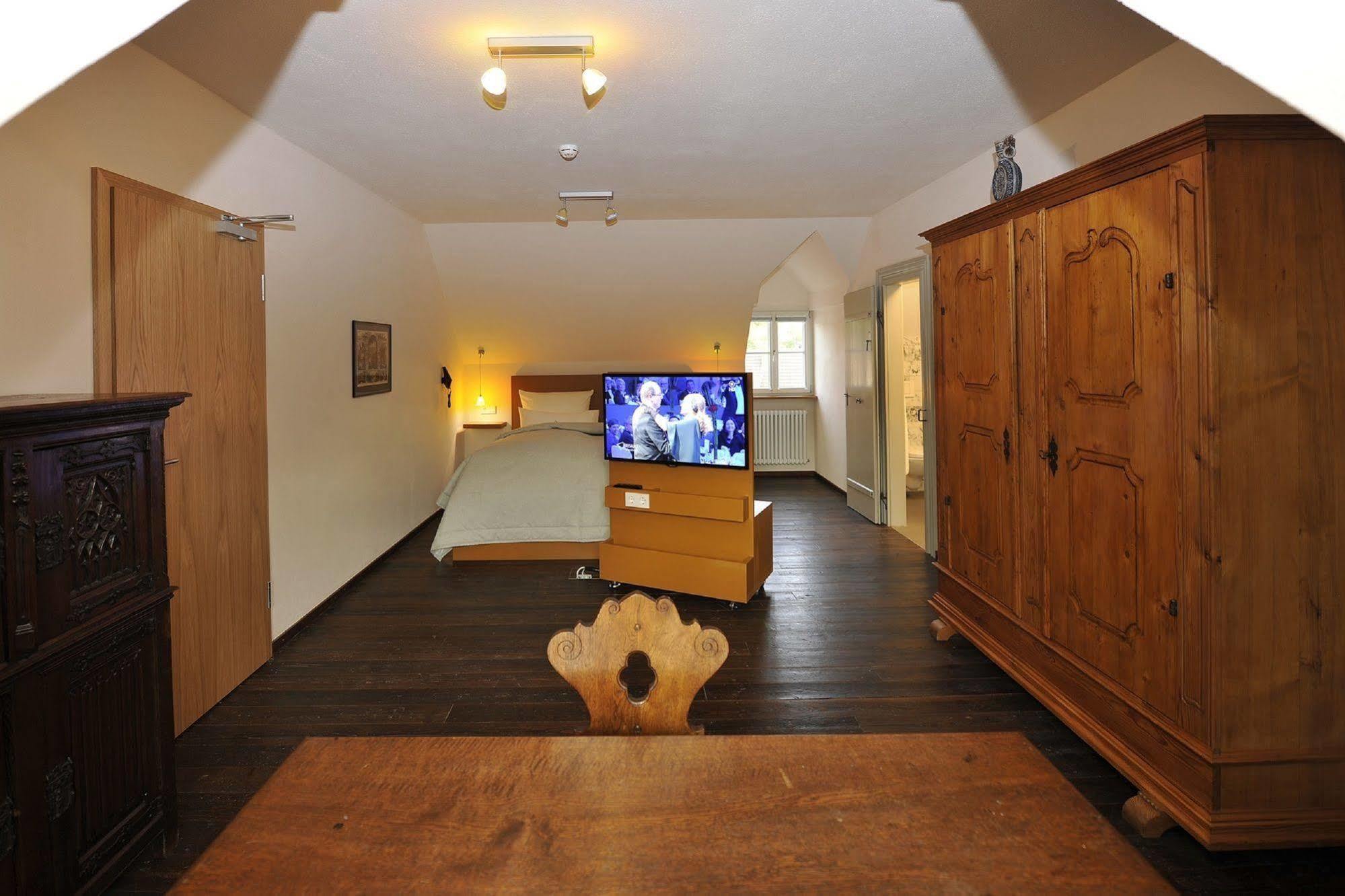 Romantik Hotel Meisenheimer Hof Bagian luar foto