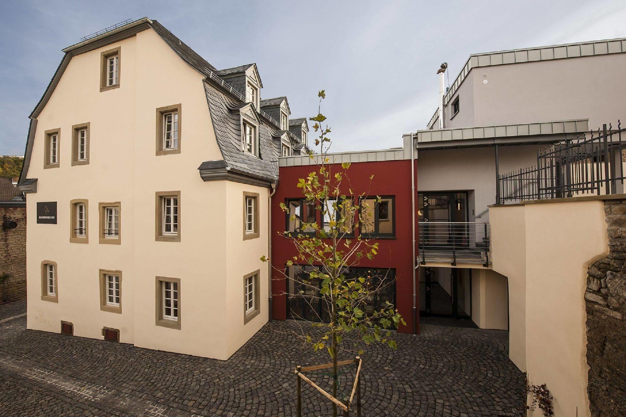 Romantik Hotel Meisenheimer Hof Bagian luar foto